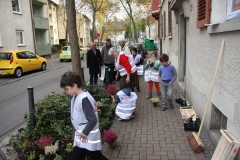 Baumscheibenpflege Caritas-Hausaufgabenhilfe